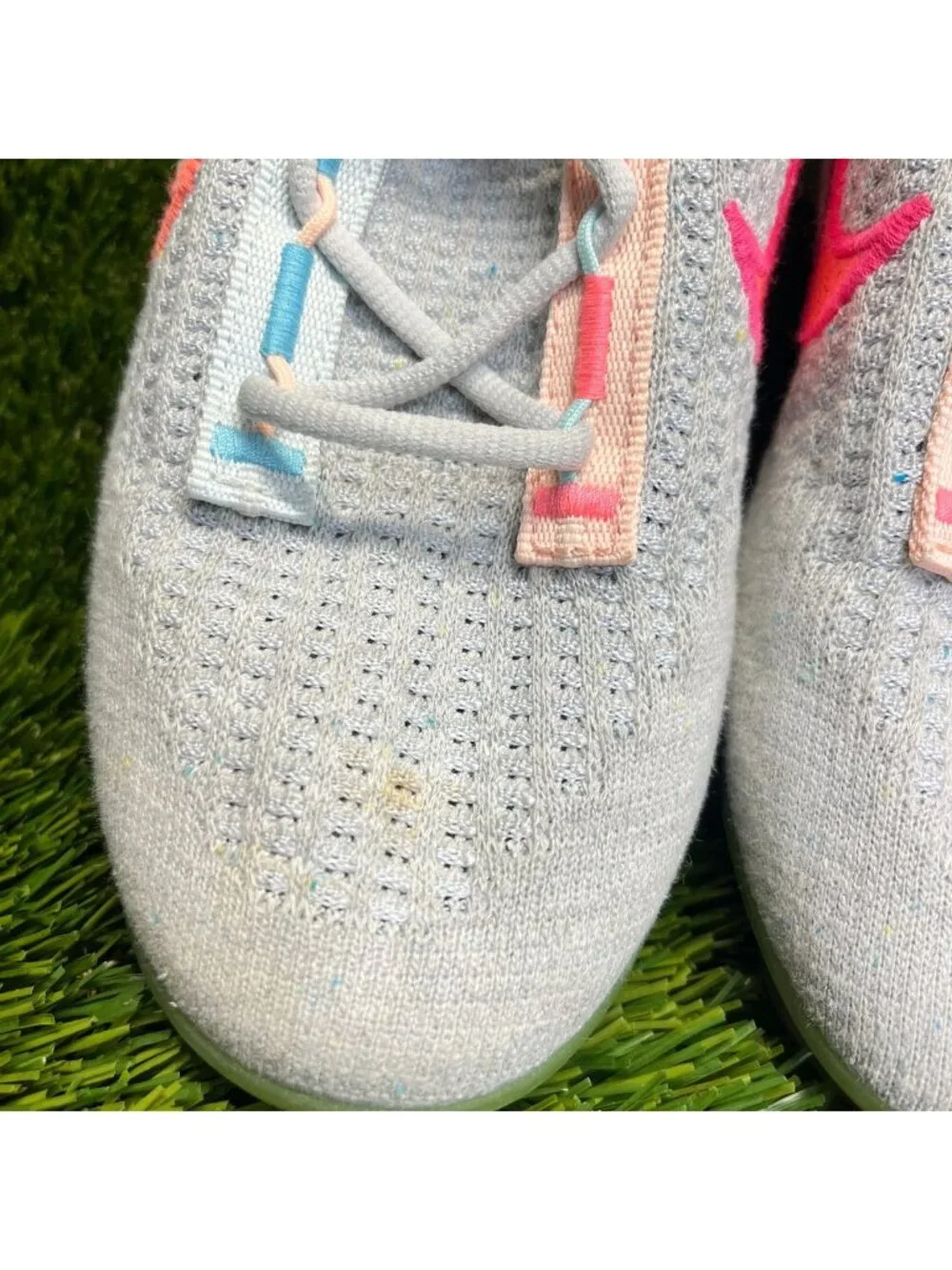 Nike Air Vapormax 2021 Flyknit Womens Size 8 Gray Pink Athletic Shoes Sneakers